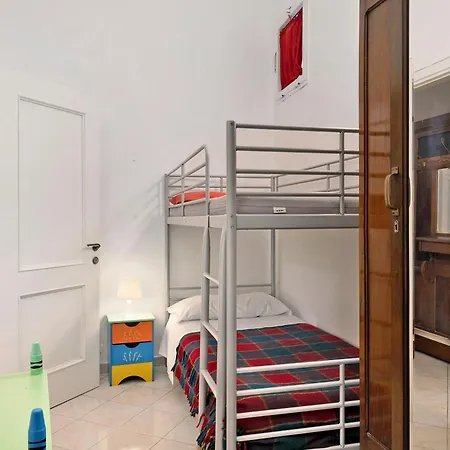 Giomar Apartment Levanto