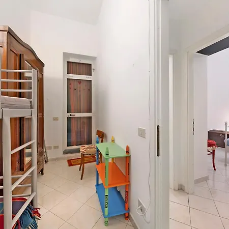 Giomar Apartment Levanto